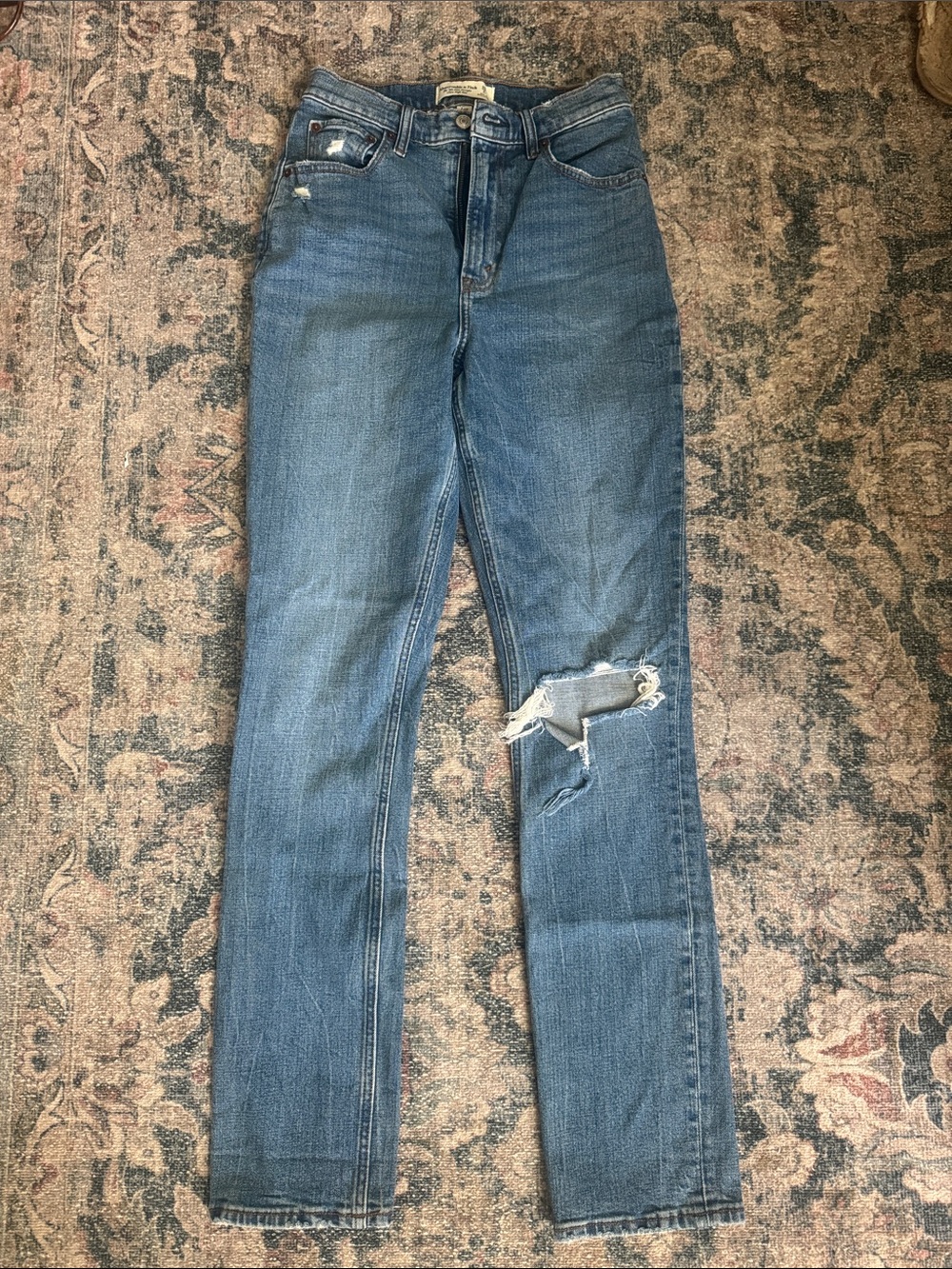 Abercrombie & Fitch Women's Medium Blue Straight-Leg Jeans with Knee Distress